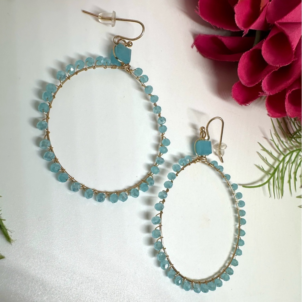 NEW⚜️Aqua Beaded Glass Handmade Hoop Earrings - Picture 5 of 7